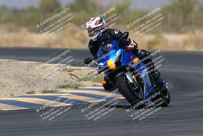 media/Mar-28-2022-Superbike Trackdays (Mon) [[b8603d0f67]]/Open Track Time/Turn 7/